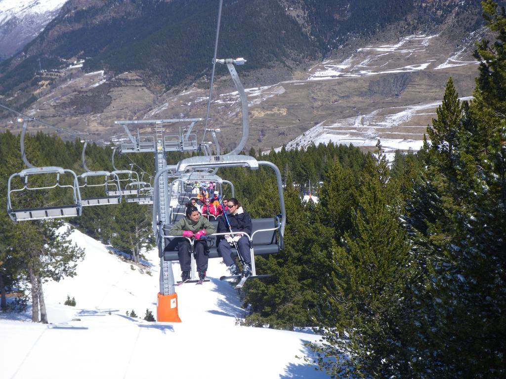 Apartamento La Benasquita Benasque Buitenkant foto